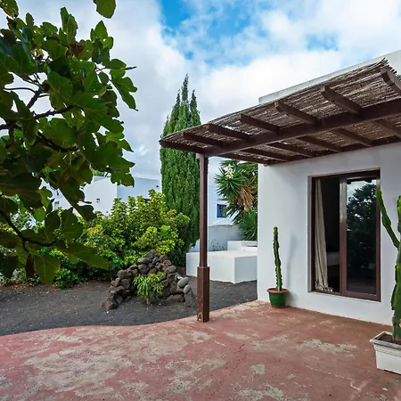4br Yaiza Relax House - Terrace & Mountain Holiday home